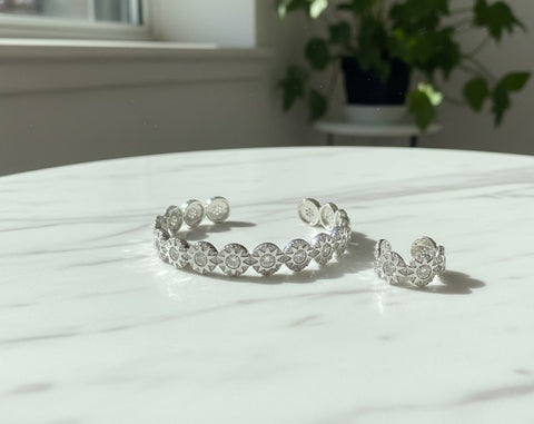 Sparkle Sunburst Cuff Bracelet & Ring Set in UAE – Gold & Silver Sunflower Crystal Jewelry for Women, Party & Gift Set